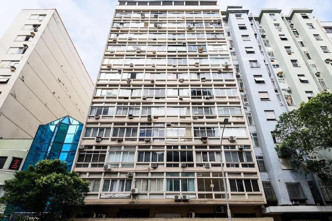 Em Copacabana A 200m Da |nsc 1085/307 Rio de Janeiro